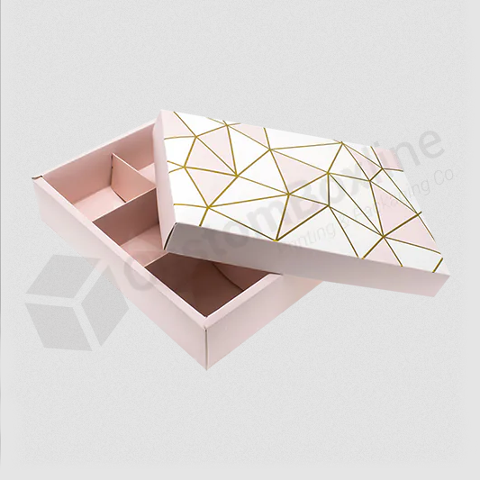 ornament_storage_box_with_dividers_0.png